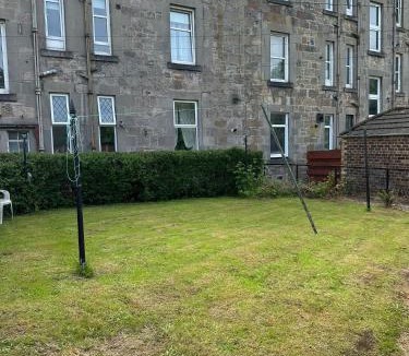 Dumbarton Apartment | West Dunbartonshire Flat, near Loch Lomond