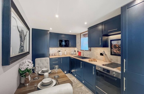 Kilbirnie Cottage | West Mains Barn - UK51957