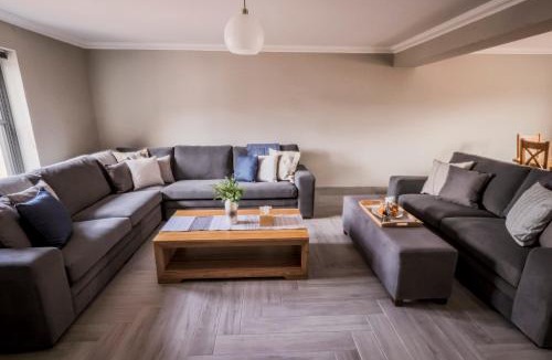 Alexandria Cabin | Westertonhill Lodges - Private Hot Tub Hire Available