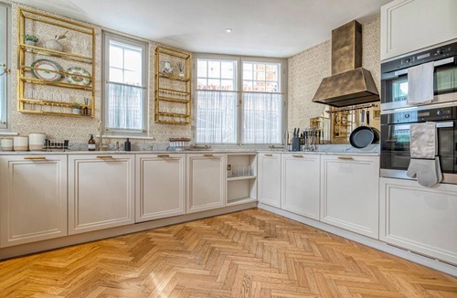 Westminster Apartment | Westminster Fire Station Stylish Apartment
