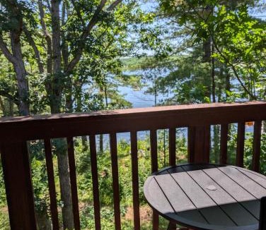 Buckhorn Cabin | Westwind Inn on the Lake