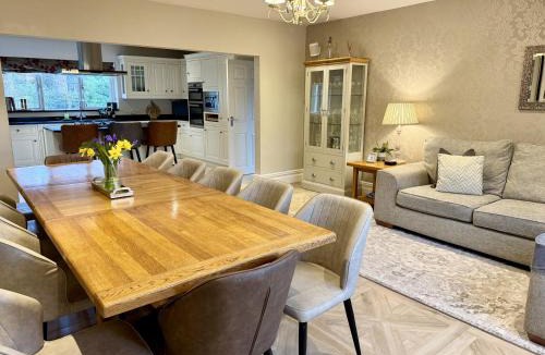 Padfield House | Willow Brook