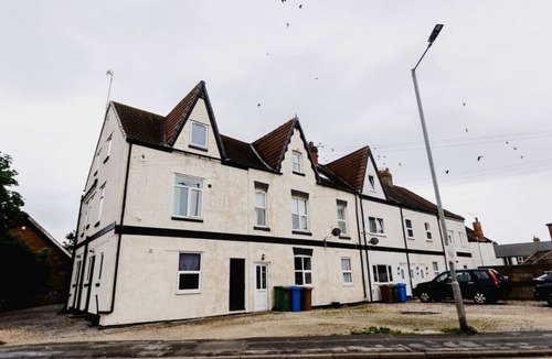 Withernsea Apartment | Withernsea Studio Apt + Sofa bed