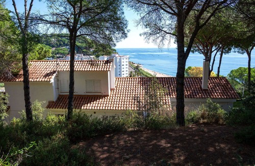 Sant Pol De Mar House | Wonderful private villa for 8 people with WIFI and TV