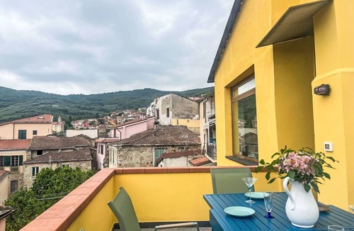 Villa Viani House | Wonderful private villa for 6 people with WIFI, TV and panoramic view