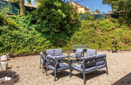 Vidreres House | Wonderful private villa for 8 guests with private pool, A/C, WIFI, TV and pets allowed