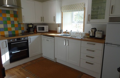 Lochgilphead Apartment | Wonderful remote cottage but fully equipped with all you would need to create Home from Home.