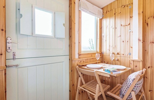 Heights of Achterneed Cottage | Woodside Hut 2 - UK36106