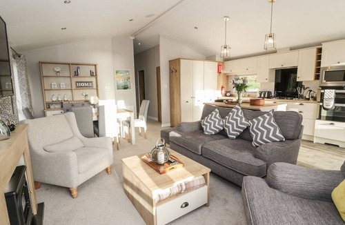 Wemyss Bay Cabin | Woodstock Lodge, Wemyss Bay