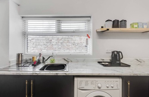 Liverpool House | Work & Unwind | Free Parking | Near Sefton Park