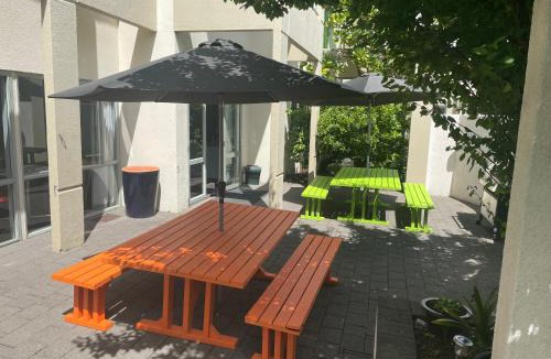 Nelson City Centre Hostel | YHA Nelson - Backpackers