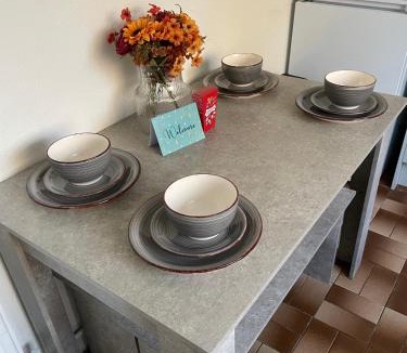 Hainault House | Your Home-From-Home - Business & Families - 6 Beds
