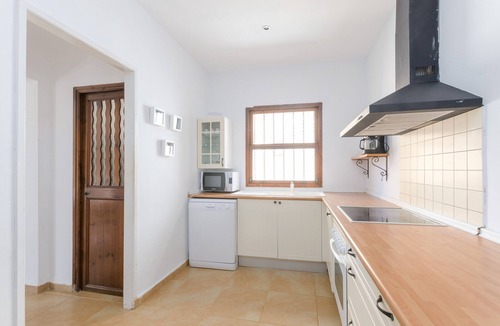 Calamayor Ski Chalet | YourHouse Ca Na Salera, house near Palma with private pool