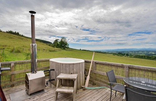Auchterarder Ski Chalet | Yurt in Gleneagles with Hot Tub Retreat