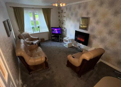 1 bed apartment in secure and convenient location