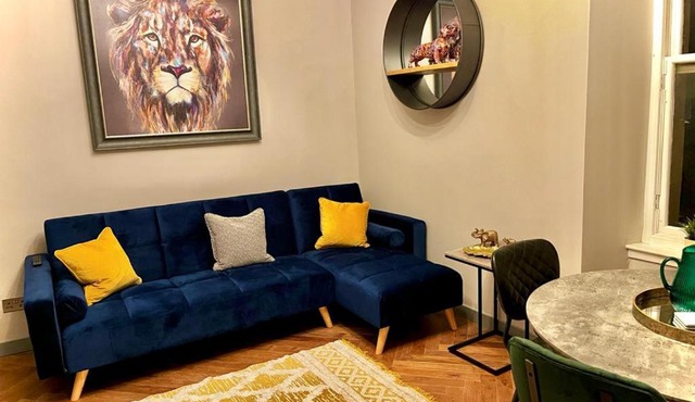 1 bed Apt in West End