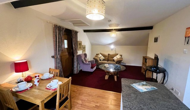 1 Bed in Godshill (oc-ic146)