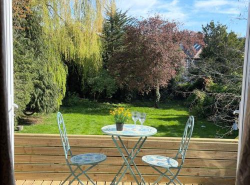 1 Bed - Sleeps 3 - Parking - Pets