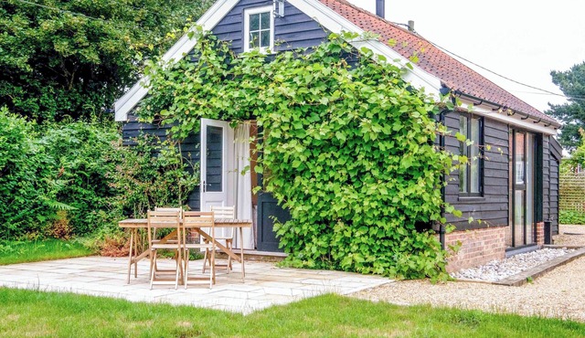 1 bedroom accommodation in Iken