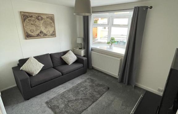 1-Bedroom Chalet at Maryville Caravan Site - Uddingston, Glasgow