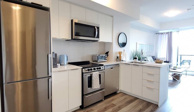 1 bedroom Condo in Waterloo with Balcony