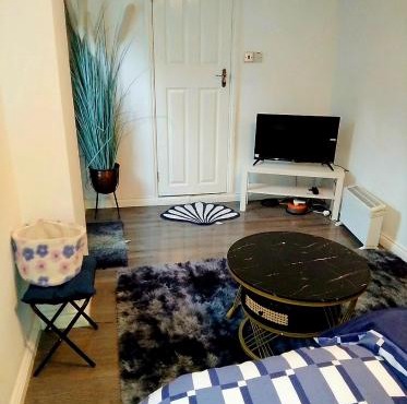 17 southview Avenue, Tilbury, RM18 7SA