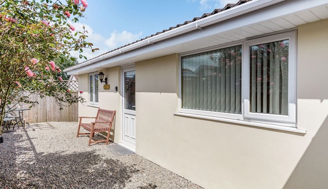 19 CORMORANT DRIVE (THE ANNEXE), with a garden in St. Austell