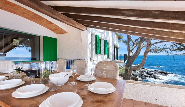 1MARINE 01 - House with spectacular sea views located in a privileged area on the beautiful coastal path