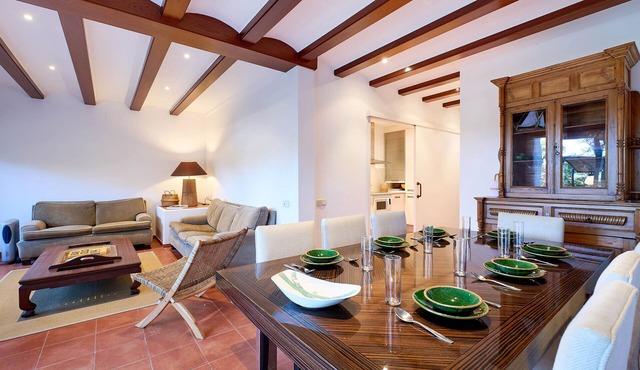 1SACAL - Spacious 4 bedroom apartment with nice terrace and 200m from the beach of Llafranc
