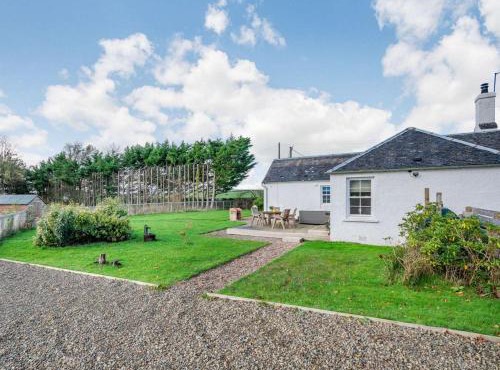 2 Bed in Ayr- oc-90039