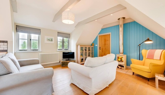 2 Bed in Denham (oc-hob)