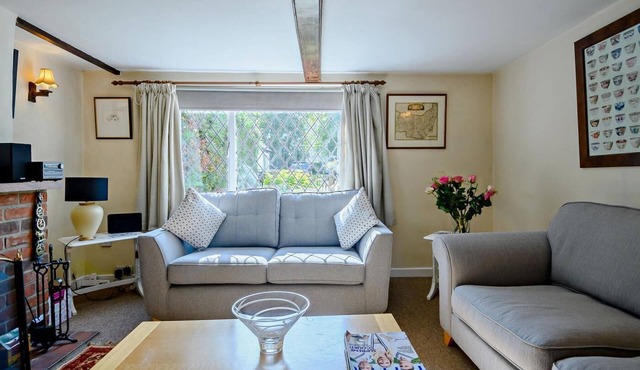 2 Bed in Dennington (oc-b28010)