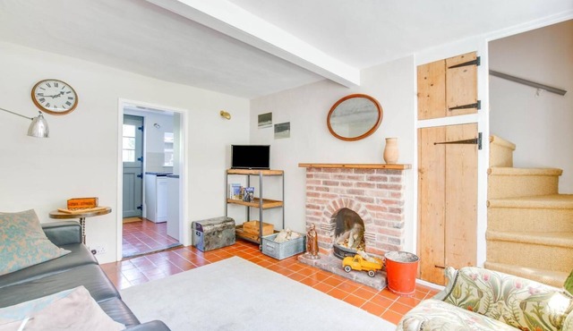 2 Bed in Wenhaston (oc-seg)
