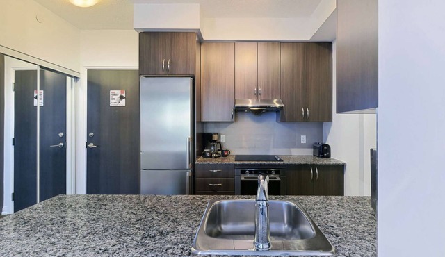 2 Bedroom/2 Bathroom Suite