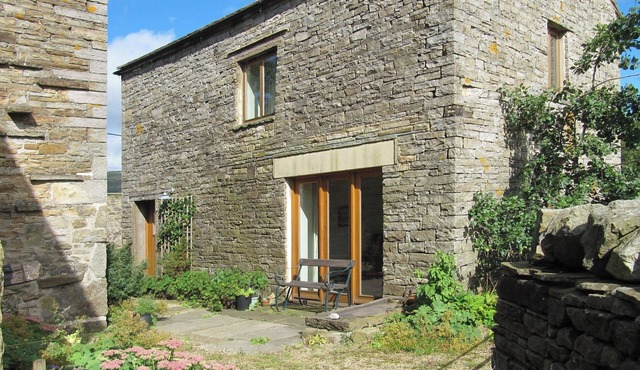 2 bedroom accommodation in Thorns near Hawes