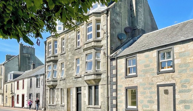 2 bedroom accommodation in Lochgilphead