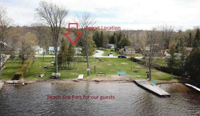 2 BR Cabin Sandy Beach, Kayak/Canoe/Paddles, Firepits @ Sturgeon Lake #3