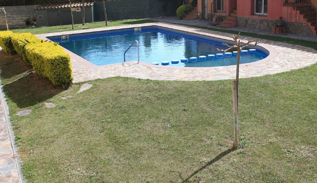 252-Nice house near beach with community pool