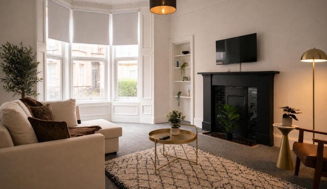 2BR Flat West End Near Kelvingrove and City Centre