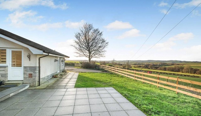 3 Bed in Dalrymple (oc-m34448)