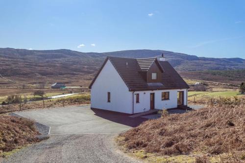 3 Bed in Strathkanaird oc-r30948