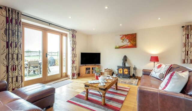 3 Bed in Tenterden (oc-p36303)