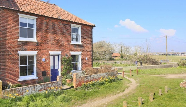 3 Bed in Walberswick (oc-aaferr)