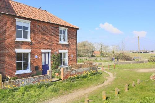 3 Bed in Walberswick oc-aaferr
