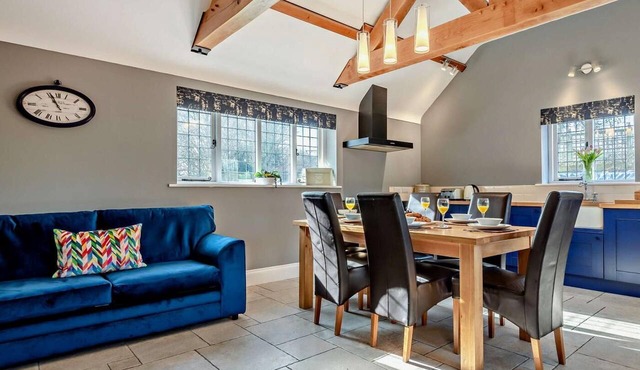 3 Bed in Wrexham (oc-95869)