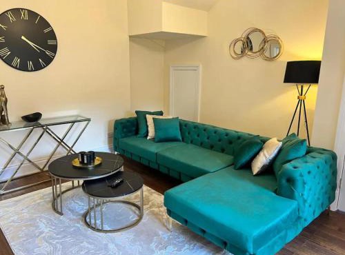 3 Bed - Sleeps 7 - Free Parking - Central Location