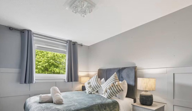 3 bed snug apartment in Glasgow