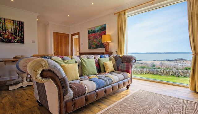 3 bedroom accommodation in Gatehouse of Fleet, near Castle Douglas