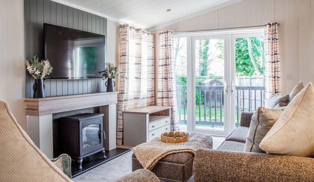 3 bedroom accommodation in Hoddesdon