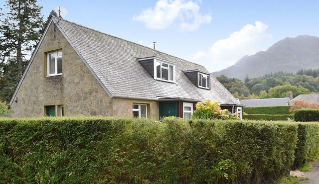 3 bedroom accommodation in St Fillans